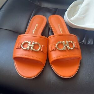 FERRAGAMO
Rhodes Slide Sandals size 9.5 NEW